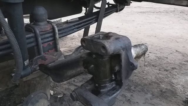 Выпрессовка шкворней МАЗ без помощи пресса. смотреть онлайн