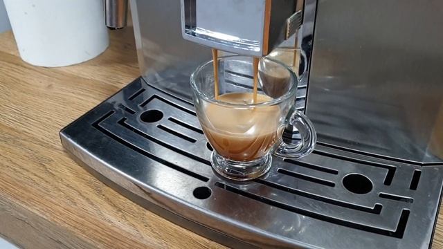 Saeco Syntia making espresso смотреть онлайн