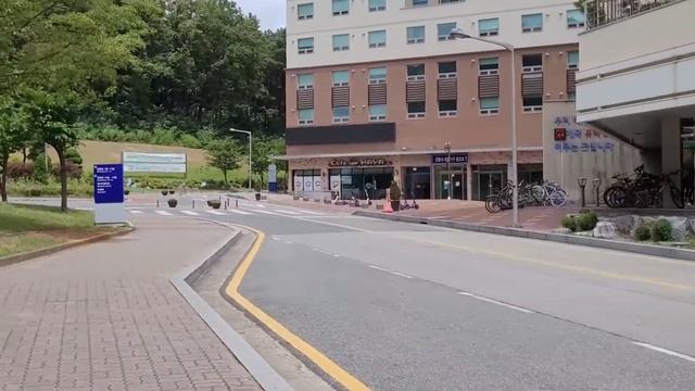 CNU Chungnam National University Campus Walkthrough - Cafes library..