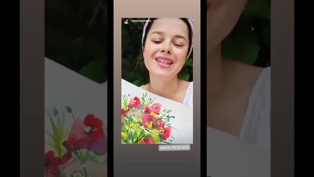 Видео-отзыв Наталии Медведевой о мастер-классе по акварельной живописи смотреть онлайн