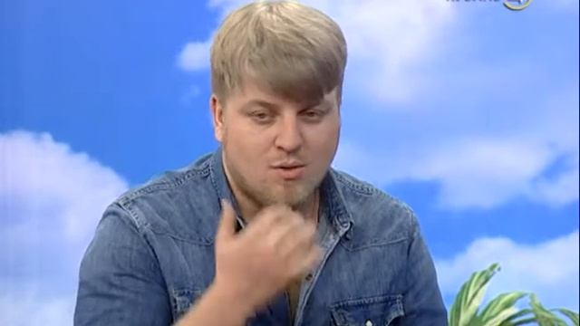 Стилист Алексей Стрига: чем прямее волос и четче линии в стрижках, тем выше профессионализм мастера смотреть онлайн