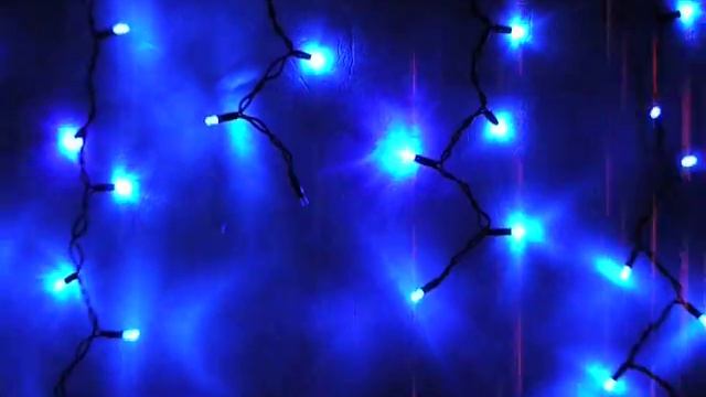 Уличная гирлянда Синяя бахрома (черный провод) смотреть онлайн