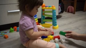 Чем занять ребенка от 1 года до 1.5 лет. 9 Игр для малышей