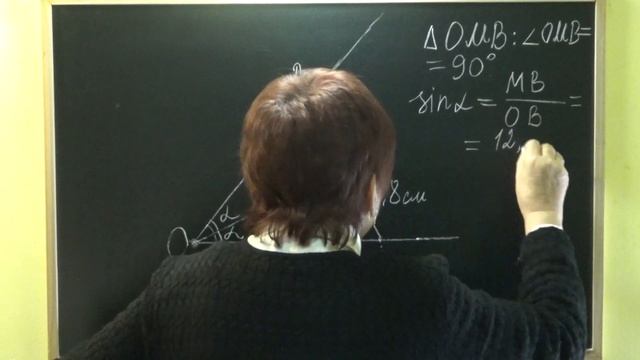 КАК ИЗМЕРИТЬ УГОЛ БЕЗ ТРАНСПОРТИРА С ПОМОЩЬЮ ЛИНЕЙКИ И КАЛЬКУЛЯТОРА | МАТЕМАТИКА ДЛЯ ВСЕХ смотреть онлайн