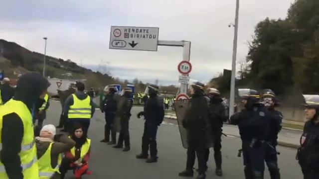 La loi de Macon et de Benala. смотреть онлайн