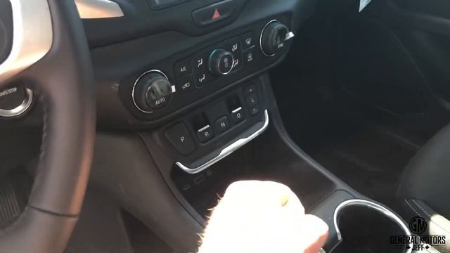 Chevrolet Equinox vs. GMC Terrain смотреть онлайн