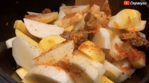 Лучшее мясо по-украински! Сочное, нежное с невероятно вкусным гарниром! Бабушкин рецепт.