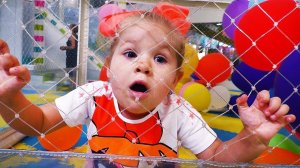 Learn Colors with Bad BABY Indoor Playground Family Fun Play Area Nursery Rhymes Song for Kids