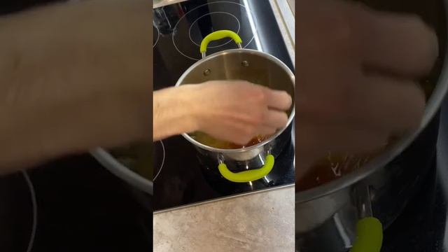 Доширак бич пакет как заваривать Хватит заваривать доширак, его надо варить как китайцы #shorts смотреть онлайн