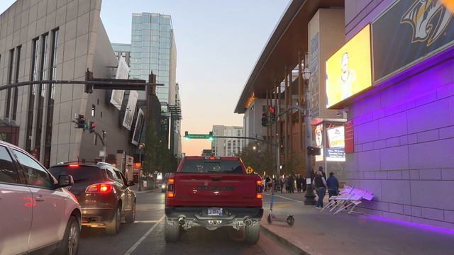 Nashville Driving Tour - Downtown, Broadway & Honky-Tonk - Tennessee, USA