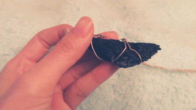 My Black kyanite pendant смотреть онлайн