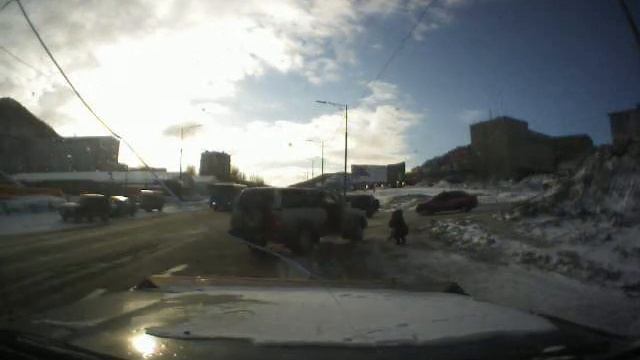 Пешеход и переход! Петропавловск-Камчатский, р-он "Коммунпроект". смотреть онлайн