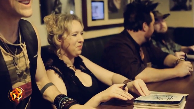 Rock Star Cafe Video - Автограф-сессия Abney Park 15.04.2016 смотреть онлайн