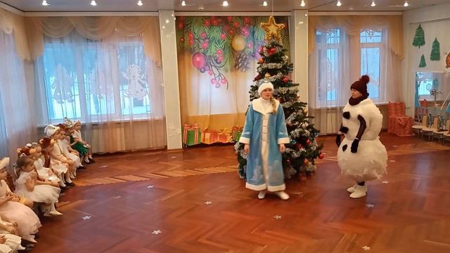 Новогоднее приключение. Праздничный утренник. Средняя группа (2023) смотреть онлайн