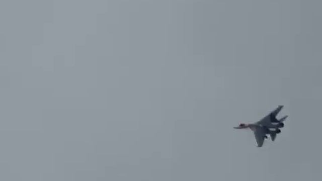 Полет импеллерного СУ-27 смотреть онлайн