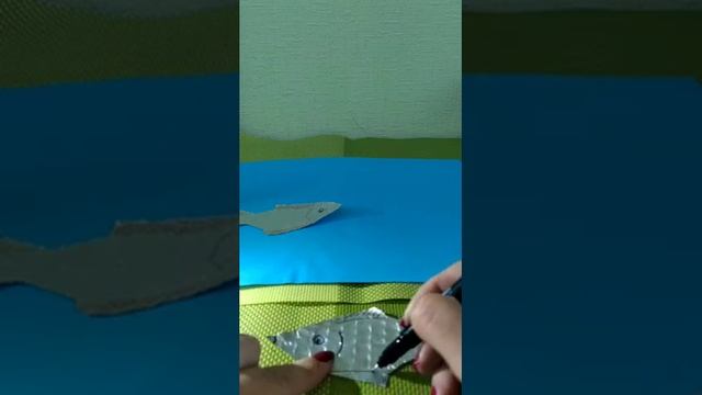 Аппликация рыбки из фольги 15 августа 2020 г смотреть онлайн