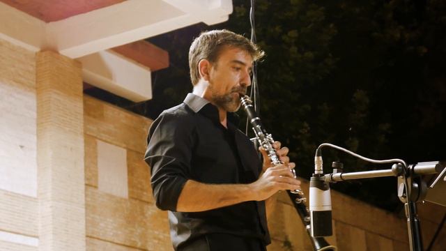 Prelude, Fugue and Riffs (Leonard Bernstein) смотреть онлайн