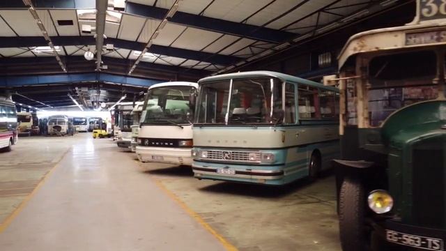 Collection autocars anciens de France vue drône смотреть онлайн