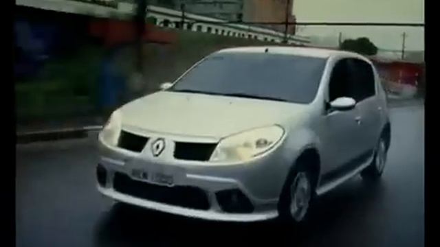 Renault Sandero смотреть онлайн