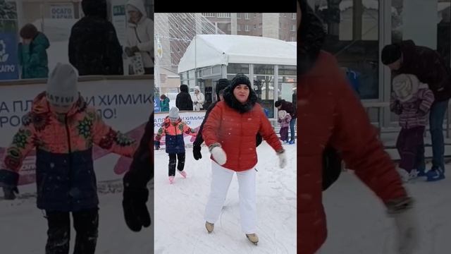 Марина на коньках