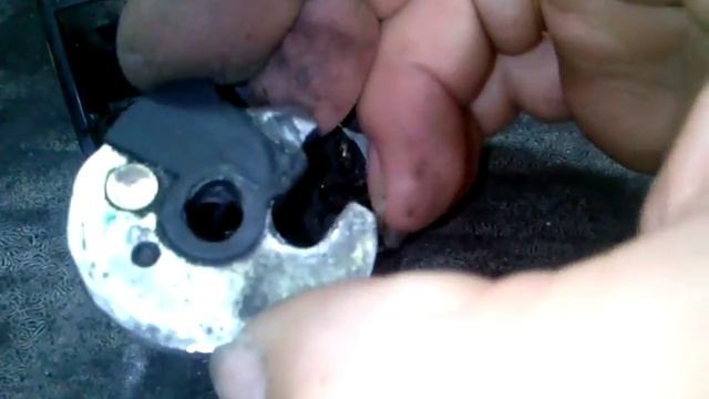 Mitsubishi Delica ремонт замка задней двери (клапана) смотреть онлайн