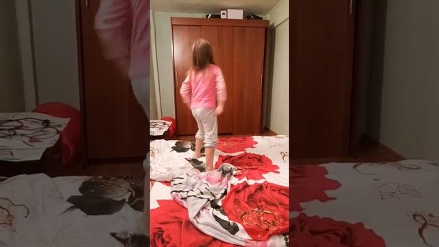 "Тает Лёд" Танцы перед сном )))) смотреть онлайн