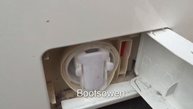 How to clean the filter on an AEG washer dryer. Full of water, stuck in cycle? смотреть онлайн