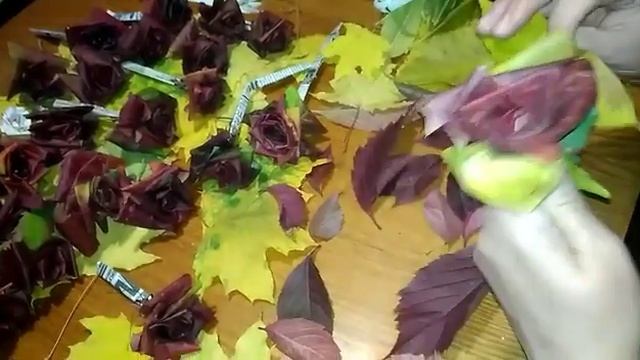 Розы из настоящих листьев смотреть онлайн