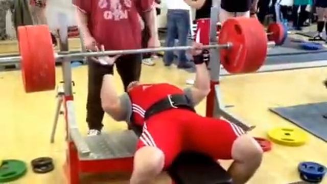 Мегаполис 2014 Васильев Евгений Жим лежа без экипы до 125кг WPC смотреть онлайн