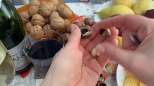 Как расколоть макадамию легко и просто !?#орехи #макадамия