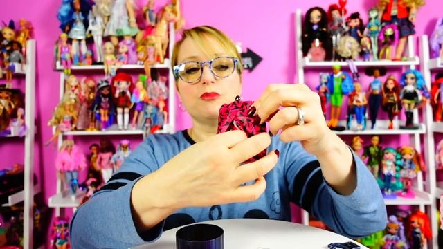 LOL OMG Spicy Babe Doll - Goth Cutie or Fashion Fail? смотреть онлайн