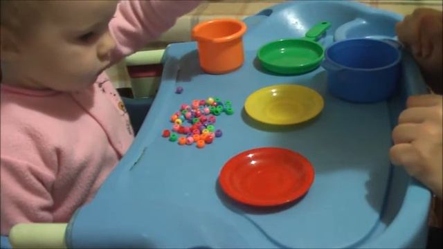 Играем. Развиваем мелкую моторику и учим цвета. смотреть онлайн