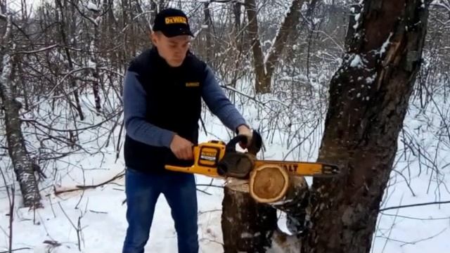Тест - цепная пила Dewalt DCM575X1 смотреть онлайн