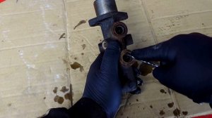 Ремонт Fiat Ducato 244. Главный тормозной цилиндр. Замена Масла в ГУР. Прокачка сцепления.