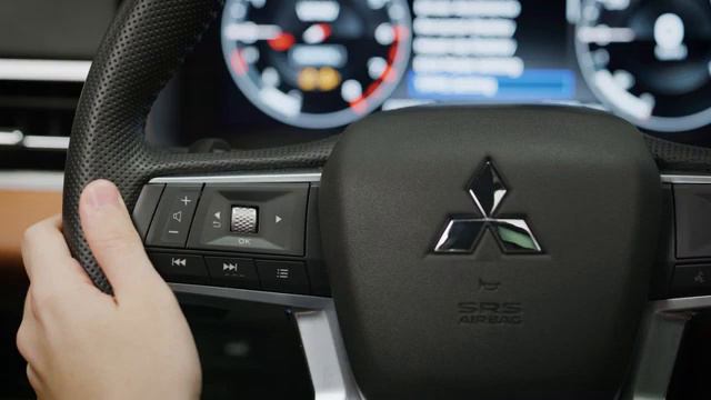 2022 Mitsubishi Outlander | Digital Driver Display Overview смотреть онлайн