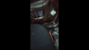 Как открыть заклинившую дверь Лада Гранта