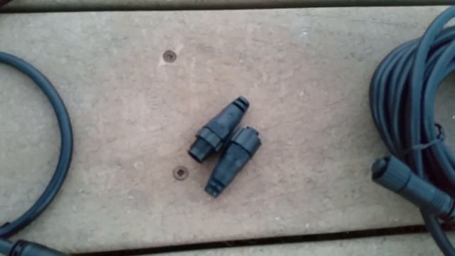 Lowrance HDS 9 Gen 3  And Point 1 GPS Unboxing