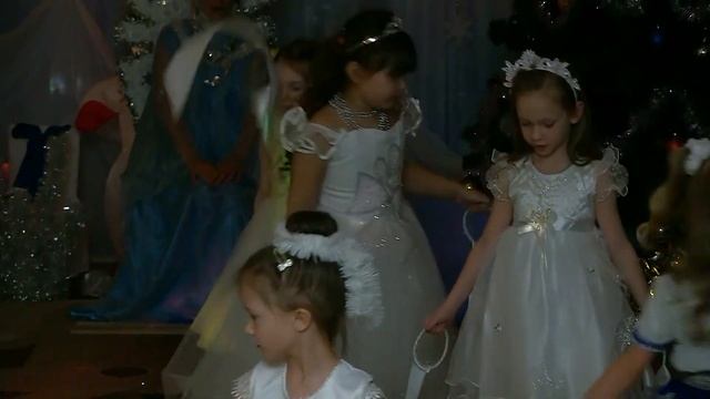2019 20 Харцызск Новогодний утренник дс Рябинушка гр Колокольчики смотреть онлайн