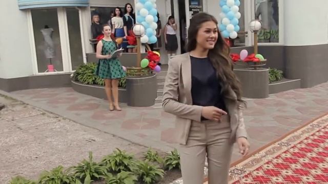 4 года Лавис, показ новой коллекции/Just_Emotions__Video_Group смотреть онлайн