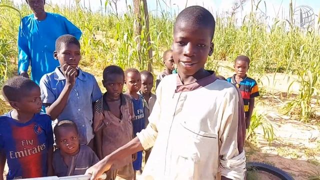 Puits №: 2410 (Niger) / Колодец №: 2410 (Нигер) смотреть онлайн