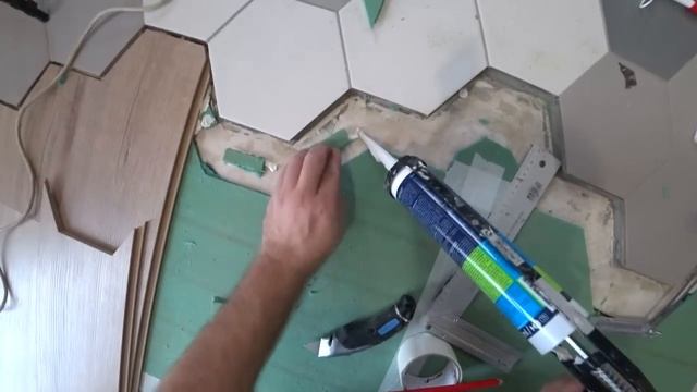 Как укладывать ламинат. Стык плитки и ламината. Гексагон и ламинат. смотреть онлайн