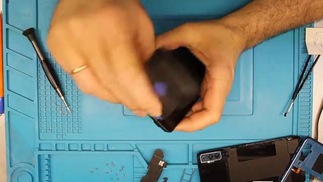 Samsung A750 Galaxy A7 (2018) - Замена дисплея (модуля) смотреть онлайн