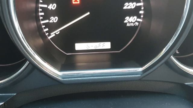 Отключаем зумер (пищалку) не пристёгнутого ремня безопасности в Lexus RX 300, 330, 350, 400h смотреть онлайн