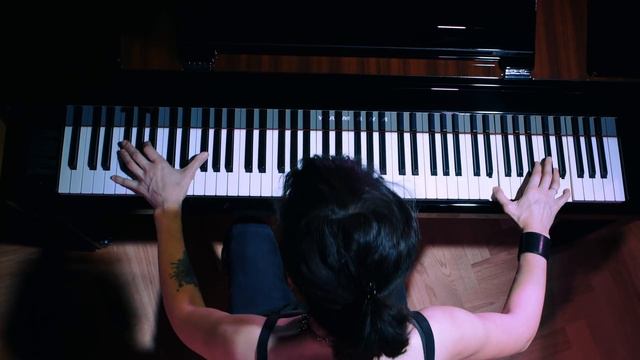 Metallica Piano Medley смотреть онлайн