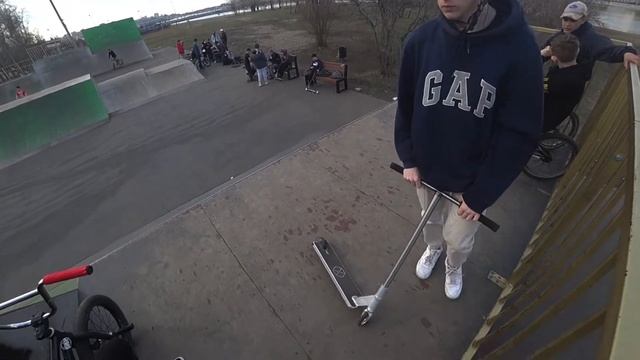 КАК СДЕЛАТЬ FRONT BRI FLIP ??? смотреть онлайн