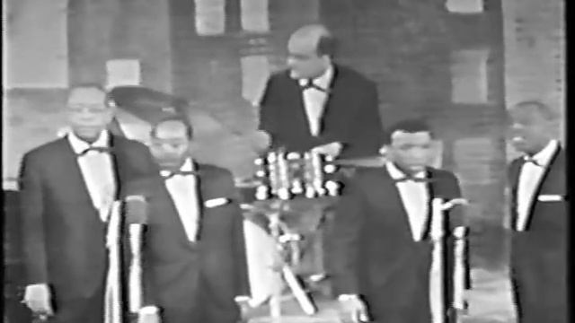 The Golden Gate Quartet - Hush смотреть онлайн