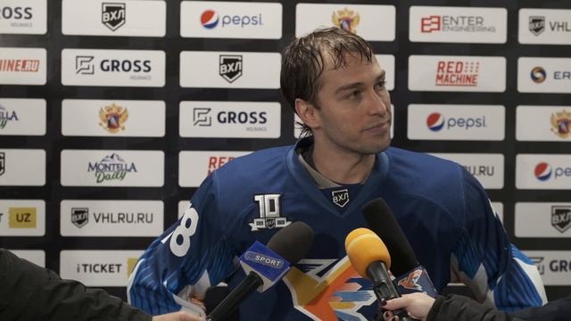 Микс-зона после игры 