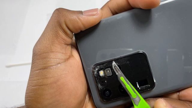 Samsung Galaxy S20 Ultra Camera Glass Replacement смотреть онлайн