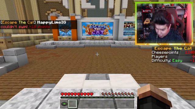 ЭТОТ ОГРОМНЫЙ КОТ ХОЧЕТ МЕНЯ СЪЕСТЬ В МАЙНКРАФТ! смотреть онлайн