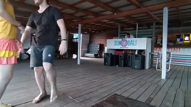 "Сальса Кубана" open air, сальса Валентина Соложенцева и классный партнёр Роман Бикеев! смотреть онлайн